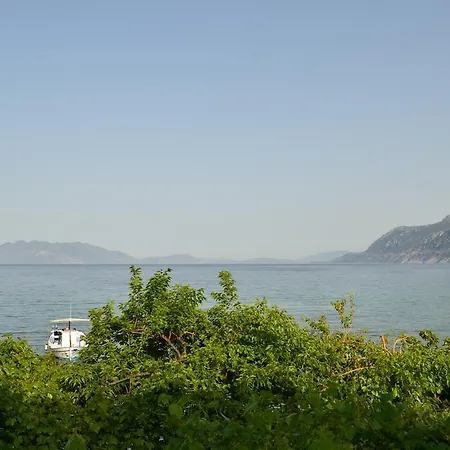 Bed & Breakfast Mouria & 3*