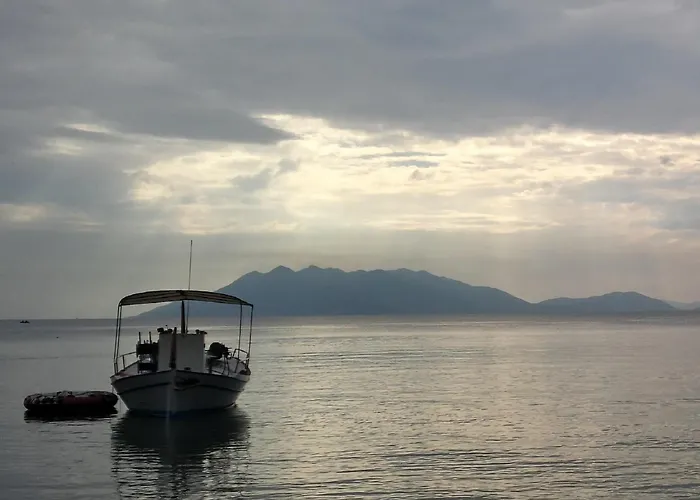 住宿加早餐酒店 Mouria & Epidaurus