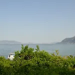Bed and Breakfast Mouria & 4*