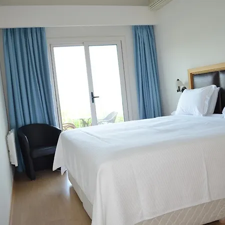 Bed and breakfast Mouria & 3*