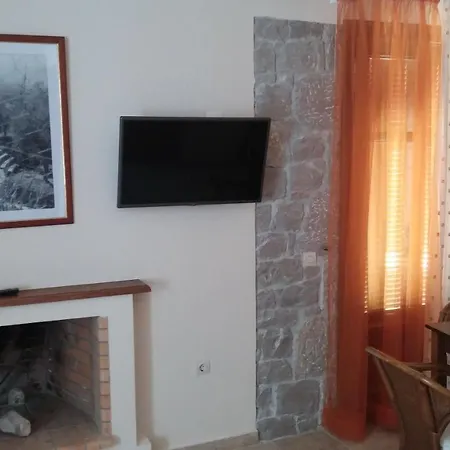 Mouria & Bed & Breakfast