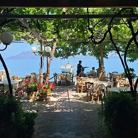 Mouria & 4* Epidaurus