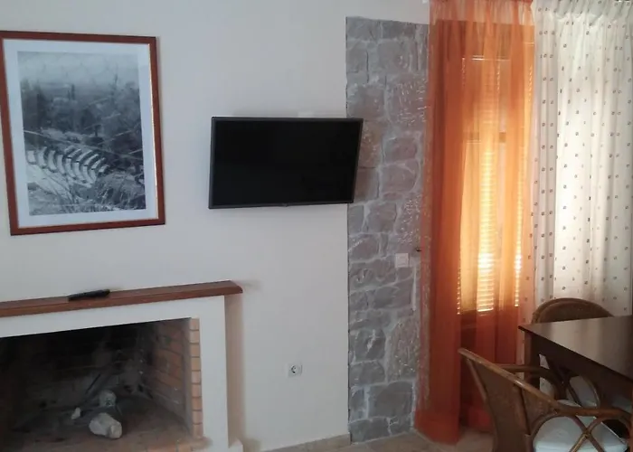 Mouria & Bed & Breakfast