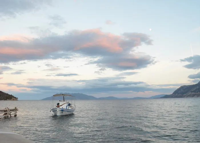 Mouria & Alojamento de Acomodação e Pequeno-almoço Epidaurus